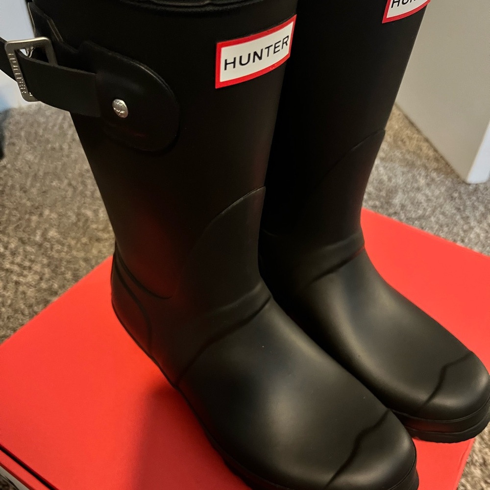 Hunter Rainboots Women’s Original Short Size 8 Black